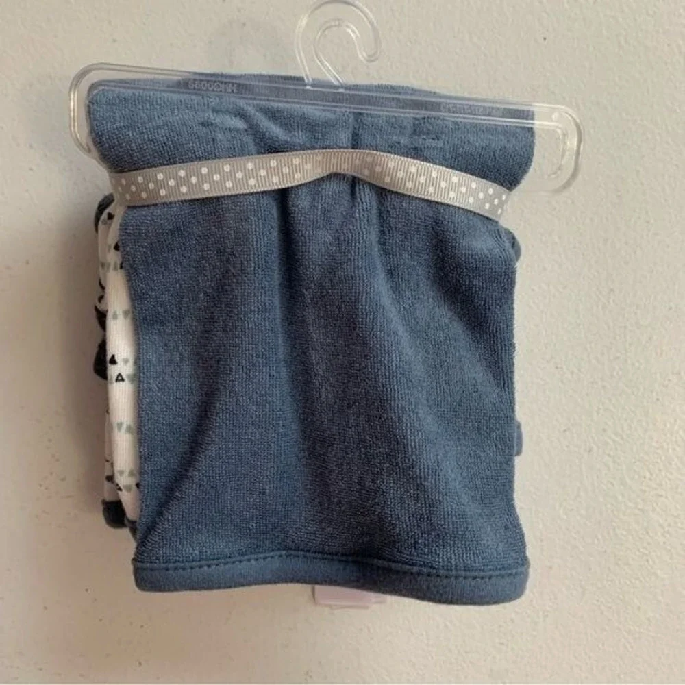 Just One You by Carters Blue Shark Print Washcloths NWT